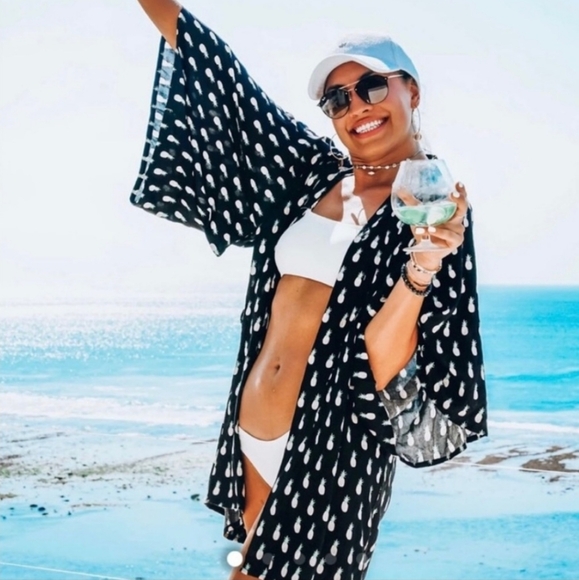 Kenny Flowers Kimono Fineapple Beach Cover Up NWT Women's Size Small Tuckernuck - Picture 2 of 12